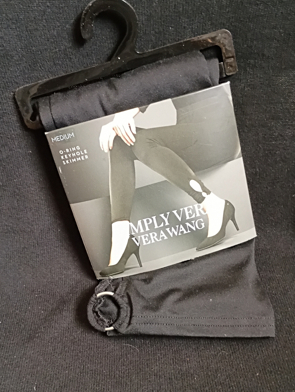 *NWT* Simply Vera Vera Wang Black Skimmer Leggings with O-Ring Keyhole